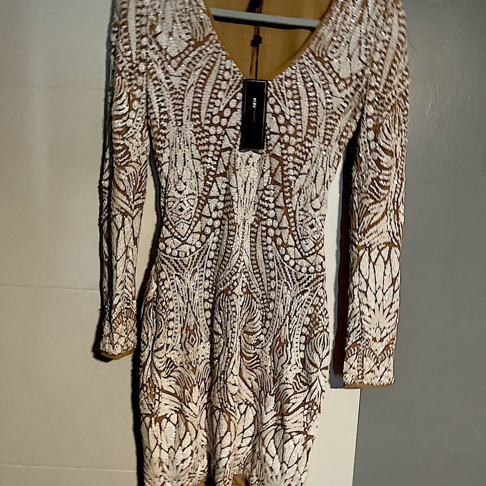 BCBG Maxazria “Morris” deco sequined V-Neck dress NWT